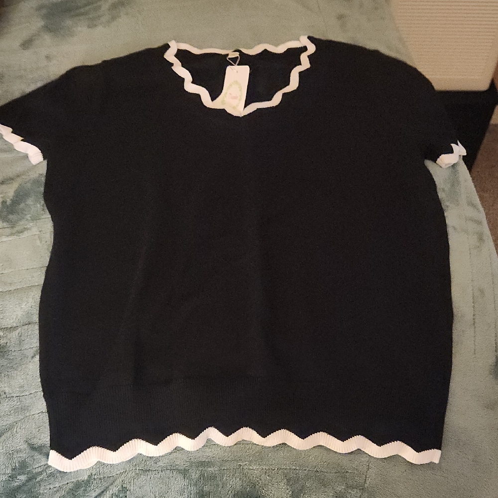 Black and White Scallop Trim Women's Top